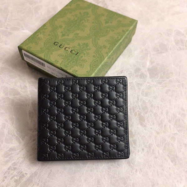 グッチ財布 レプリカ正面デザイン